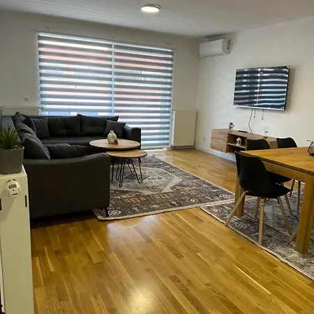 Apartment Zora *