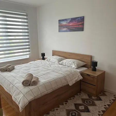Zora Apartment *