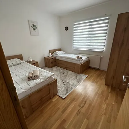 Zora Apartment