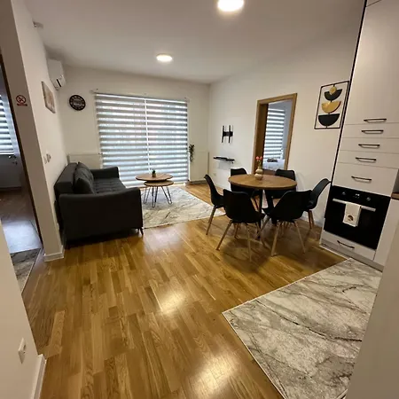 Zora Apartment *