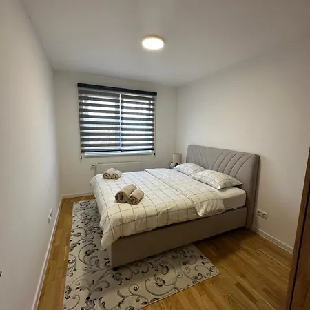 Apartment Zora *